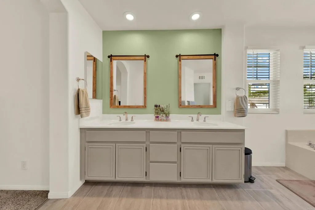 https://cdn.realtyfeed.com/cdn/127/306665777/a05e60cdcbf2bb92e31c0fd01e12ff6b.webp