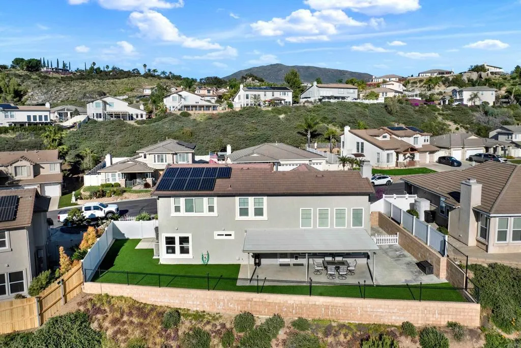 https://cdn.realtyfeed.com/cdn/127/306665777/e01bd3a60f9bb7cffe02af890abe456c.webp
