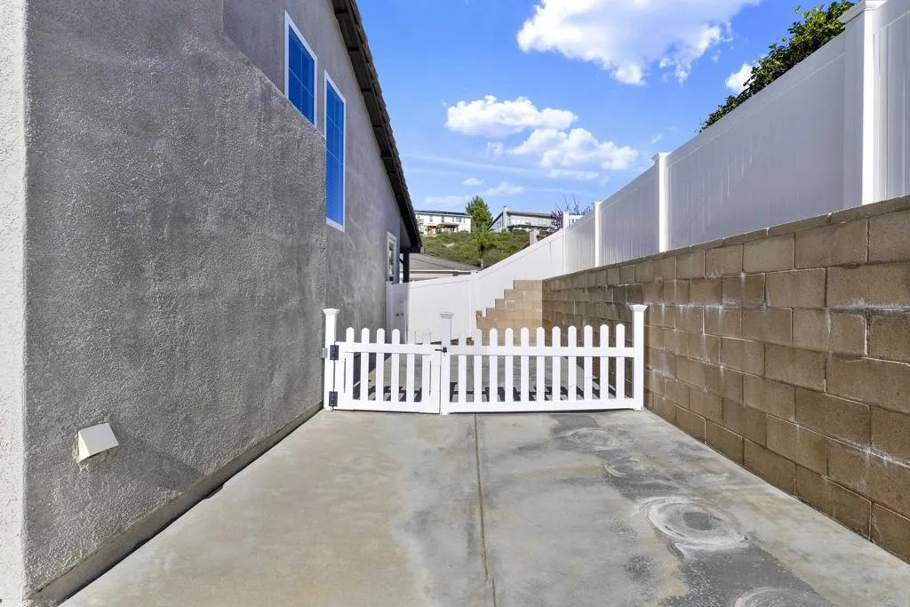 https://cdn.realtyfeed.com/cdn/127/306665777/e475d673c983e57d9c5f5499f5c8826d.webp
