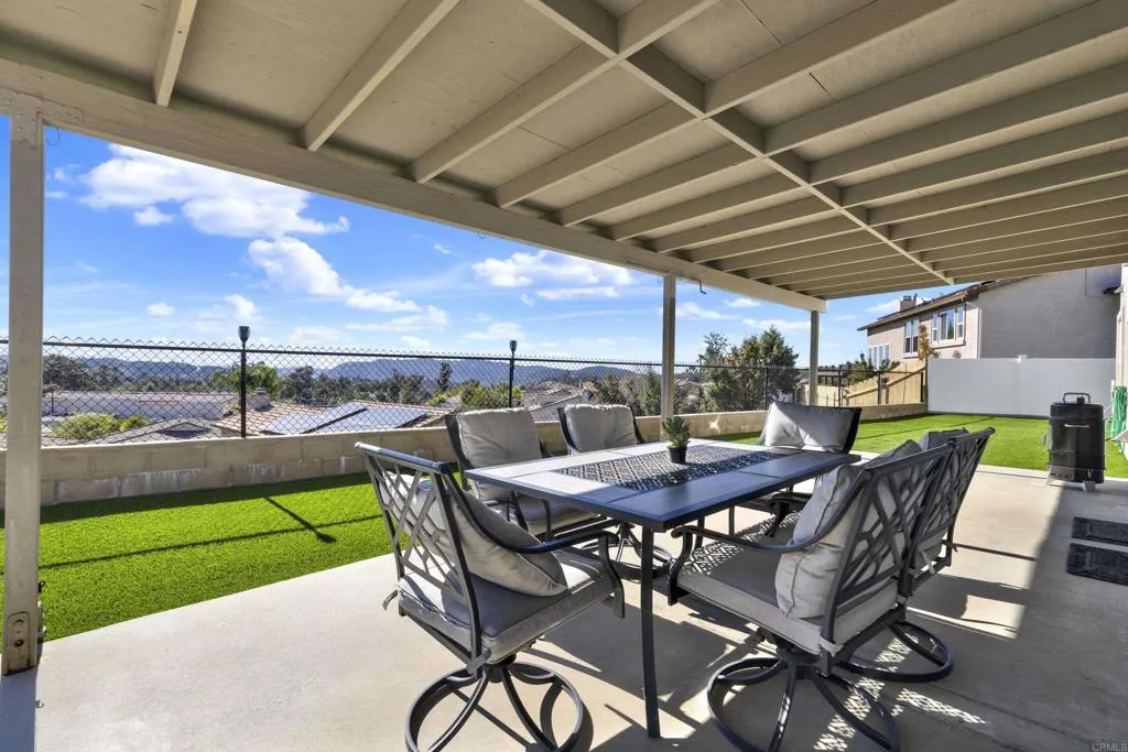 https://cdn.realtyfeed.com/cdn/127/306665777/ebbd36163341ddfae9158138d52c5fae.webp
