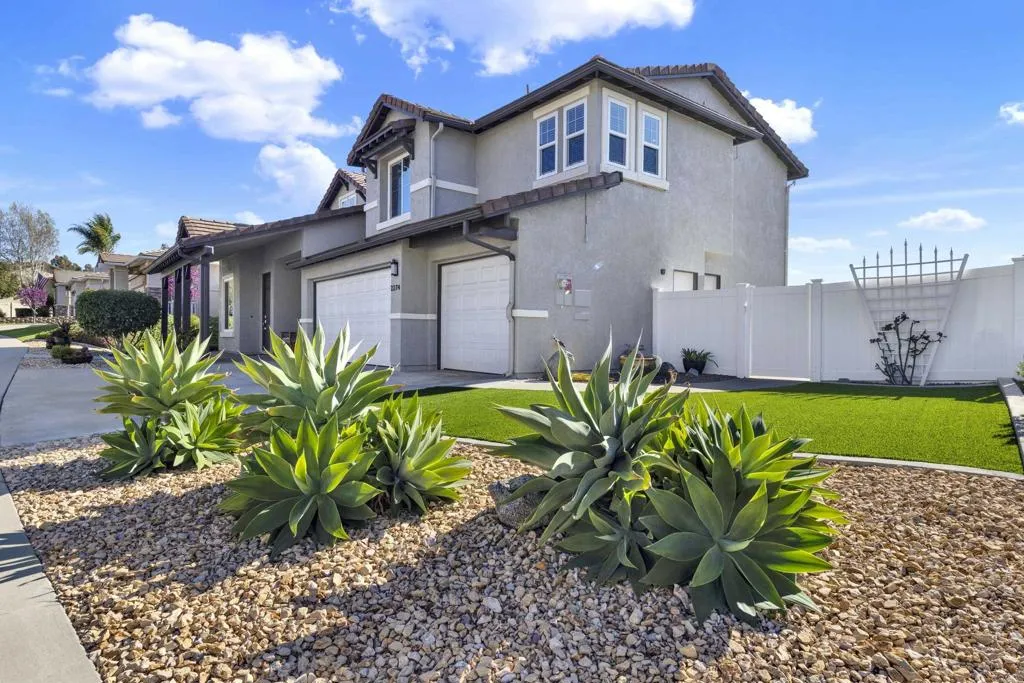https://cdn.realtyfeed.com/cdn/127/306665777/f07816a915545639d3aa7f427e020e52.webp