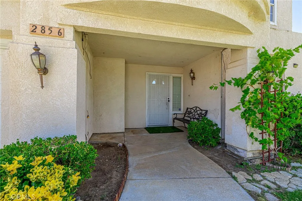 2856 Cloverdale Court, Palmdale, CA 93551 - Photo 5 of 36, Palmdale, CA