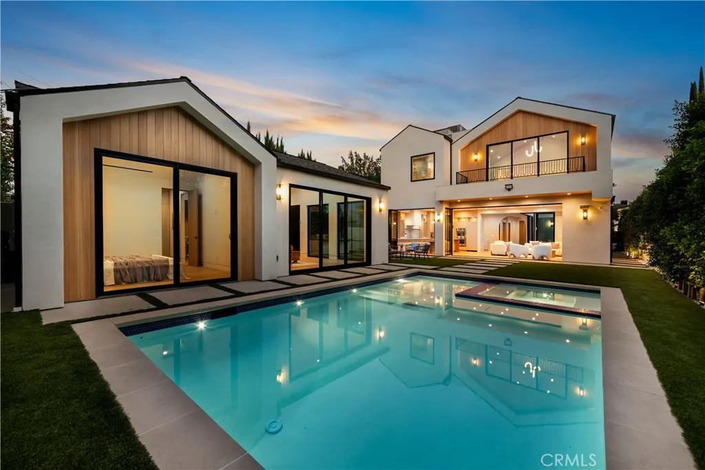 Encino, CA 91436