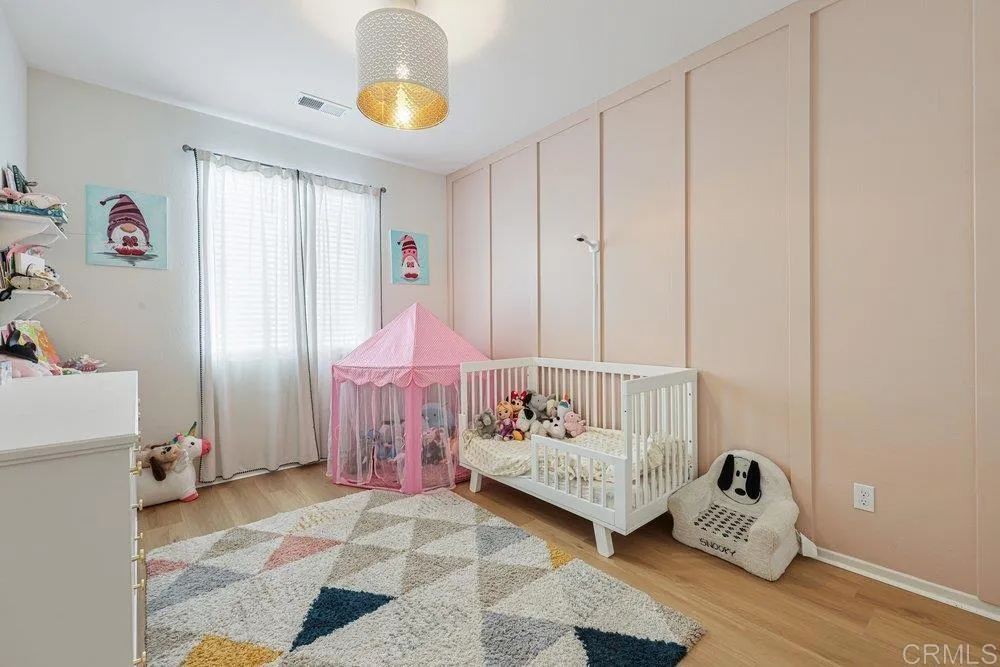 https://cdn.realtyfeed.com/cdn/127/306665939/04b91652e826aacb9c438579384147a8.webp