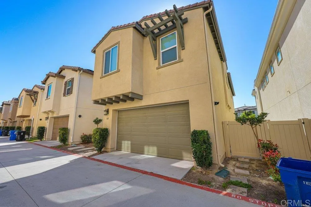 https://cdn.realtyfeed.com/cdn/127/306665939/5ebade750942bf2612a26ca0034bed98.webp