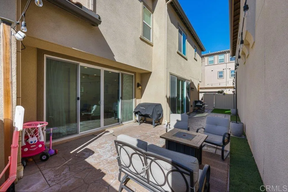 https://cdn.realtyfeed.com/cdn/127/306665939/966904323bbf8c07c81d2024c9a88998.webp