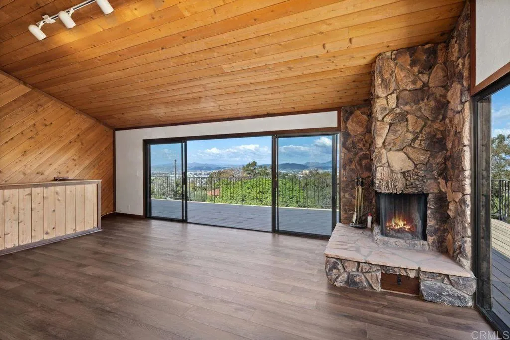 https://cdn.realtyfeed.com/cdn/127/306666007/10e67791eed7506b43eeb606ecf0d497.webp