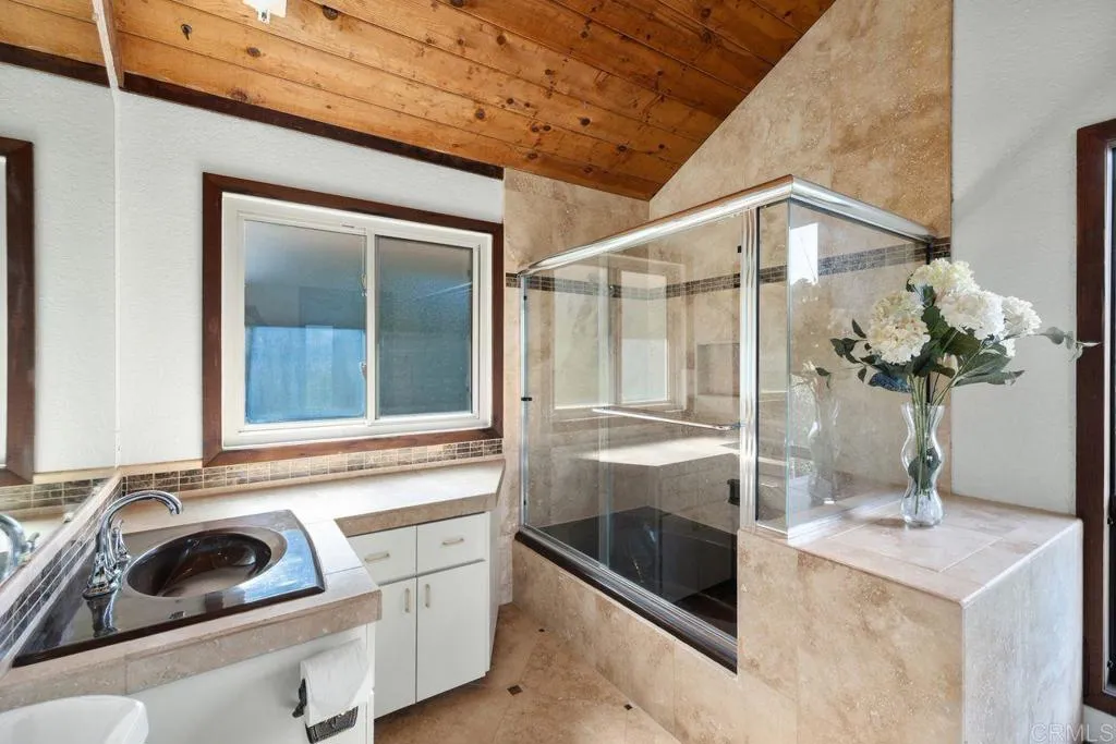 https://cdn.realtyfeed.com/cdn/127/306666007/13c6c9d6b3544708652d4702ed2a1ee9.webp