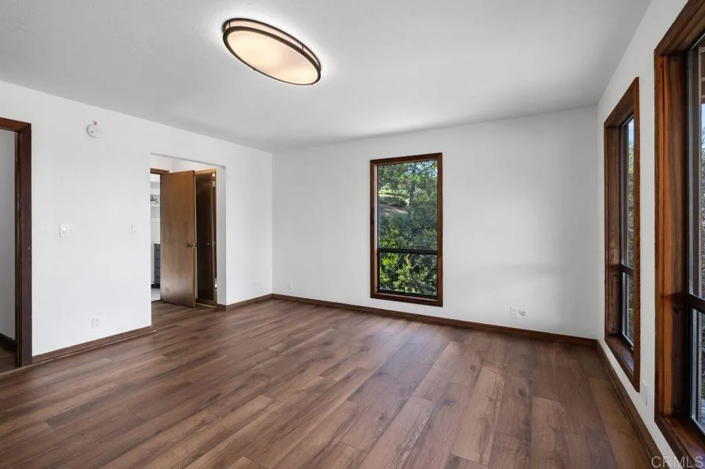 https://cdn.realtyfeed.com/cdn/127/306666007/69e6a586e1e842cebd33249cdb3a314d.webp