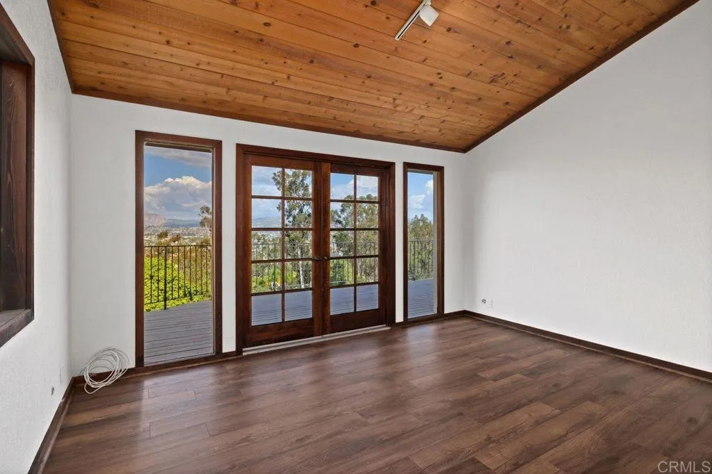https://cdn.realtyfeed.com/cdn/127/306666007/fabd52d1b39fe7a0ddfc445e17217167.webp