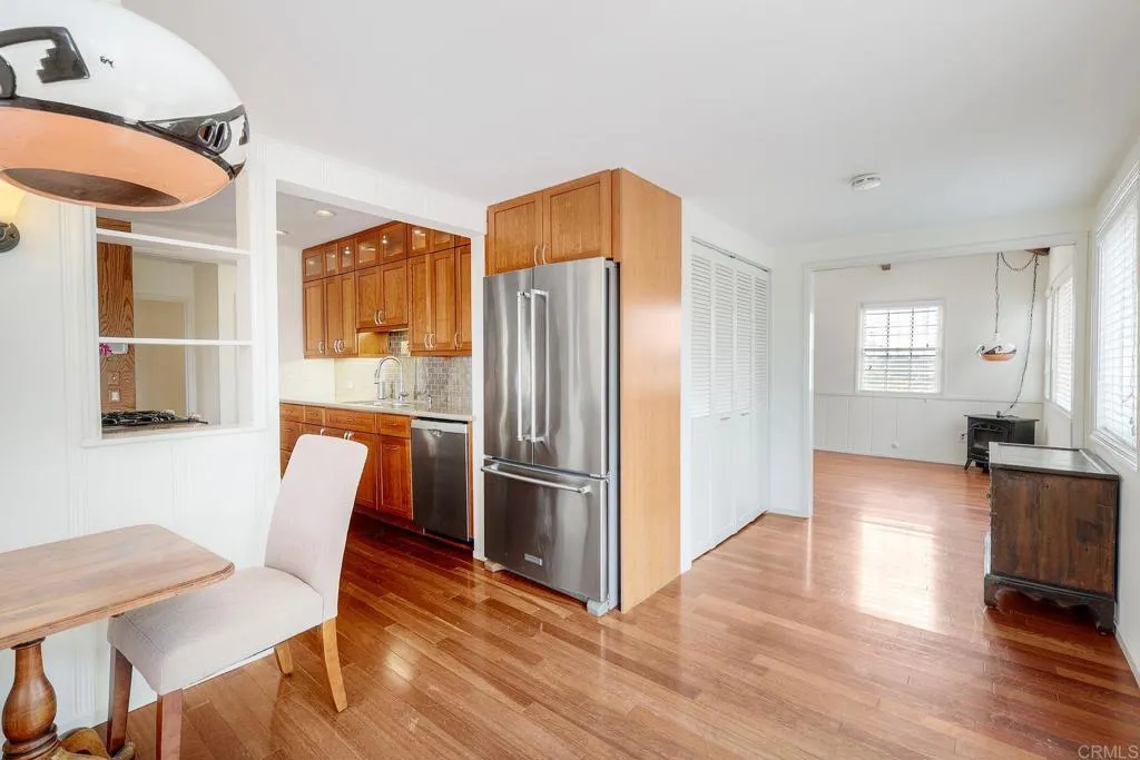 https://cdn.realtyfeed.com/cdn/127/306666011/9b68b573fc2f28139953db77369be8d0.webp