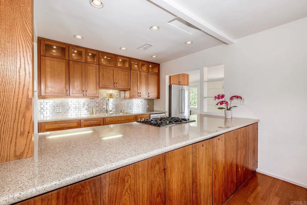 https://cdn.realtyfeed.com/cdn/127/306666011/a8f836bb458af917d9883e8d4bb90c11.webp