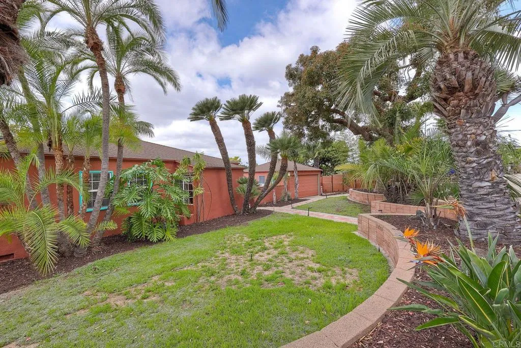 https://cdn.realtyfeed.com/cdn/127/306666011/c264777564b1669ce6a626896f0c43b4.webp