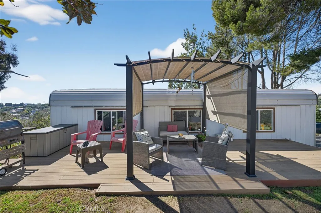 https://cdn.realtyfeed.com/cdn/127/306666018/112bb38fa10a41722942ee00205c30f4.webp