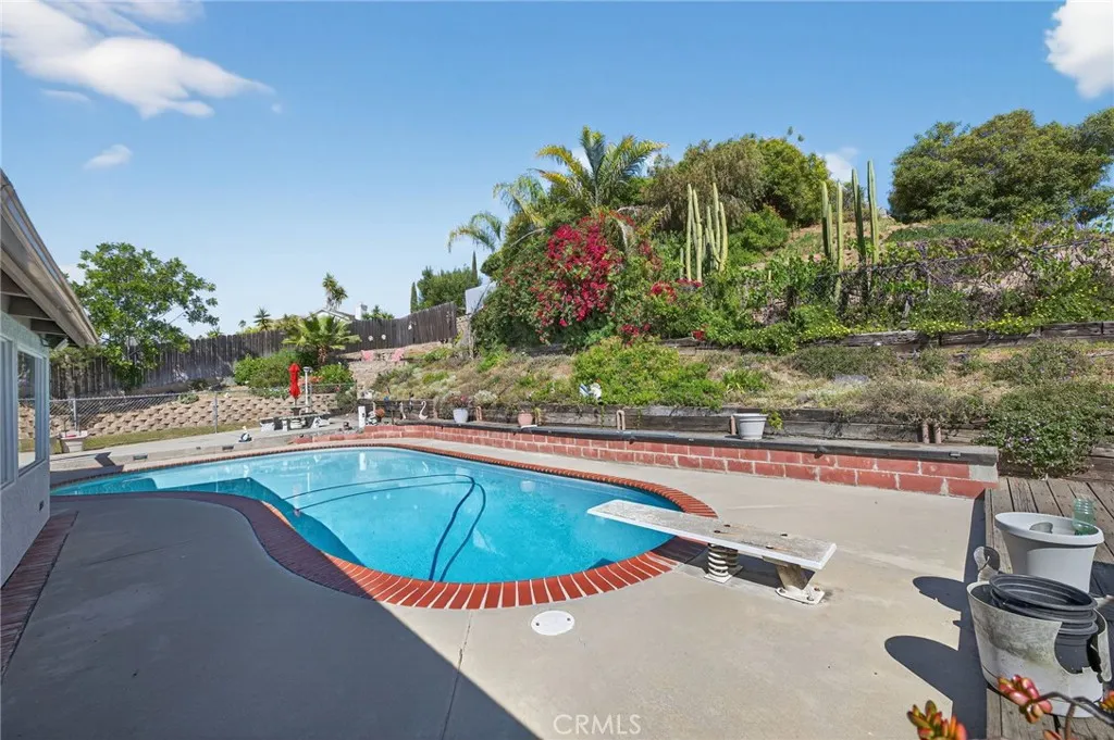 https://cdn.realtyfeed.com/cdn/127/306666018/16c22f7ed88ed0bc02aea8813d0c4cfe.webp