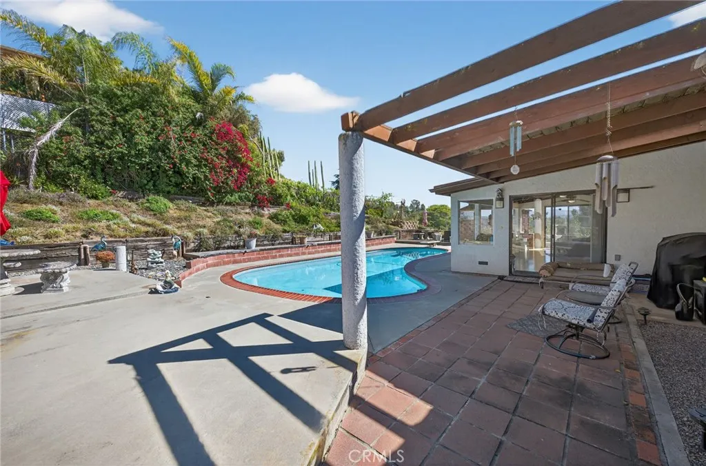 https://cdn.realtyfeed.com/cdn/127/306666018/a164db7f6cfffae0c6a966f71c11ae00.webp
