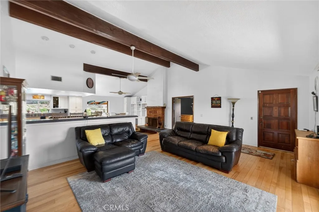 https://cdn.realtyfeed.com/cdn/127/306666018/a45ceea95588651fa779b477b770778c.webp