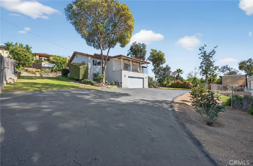 https://cdn.realtyfeed.com/cdn/127/306666018/d0f24d7e5e9bfb06e20f6ac23ebff73f.webp