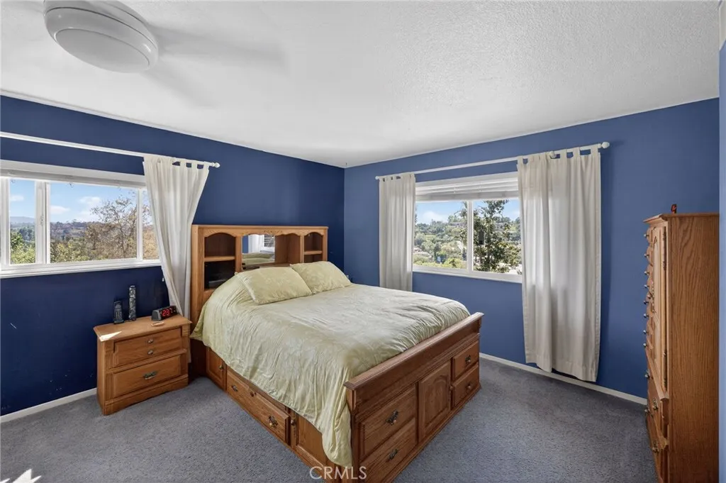 https://cdn.realtyfeed.com/cdn/127/306666018/d398e52a03482ad2ef122d98c92a8729.webp