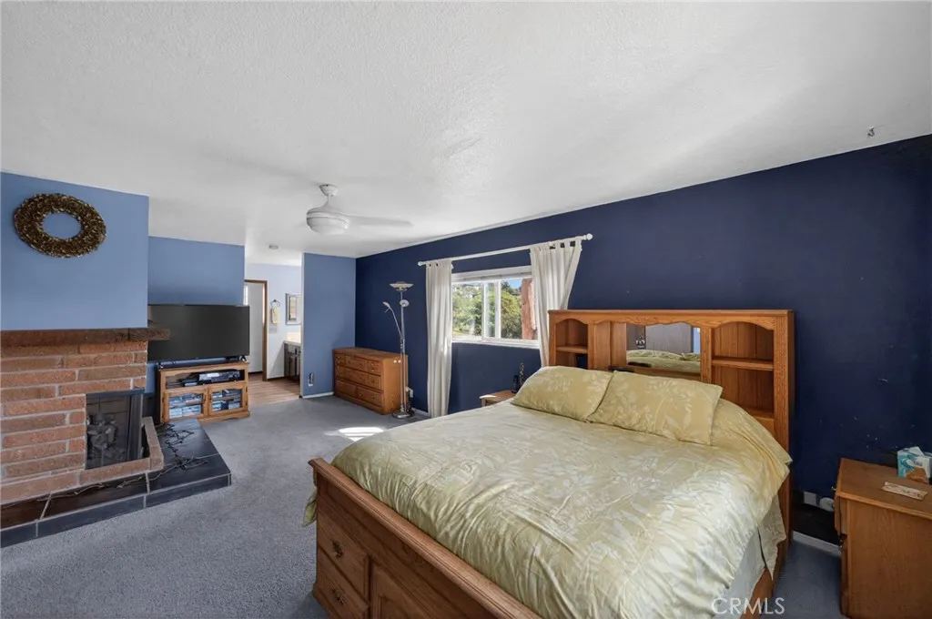 https://cdn.realtyfeed.com/cdn/127/306666018/ed9fa743a2cac790a0a367d55f17c927.webp