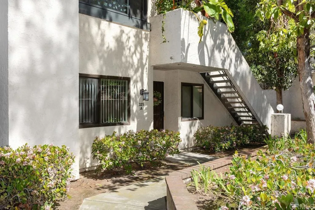 https://cdn.realtyfeed.com/cdn/127/306666030/4390166a15fc5184c5ee1114e11e2767.webp