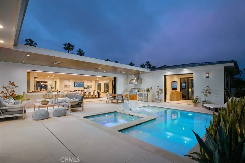 Corona Del Mar, CA 92625