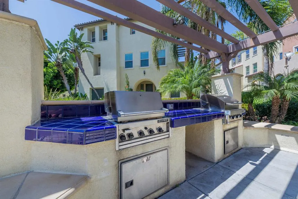 https://cdn.realtyfeed.com/cdn/127/306666060/6402ebd016d42e66ed70becc094dafa8.webp