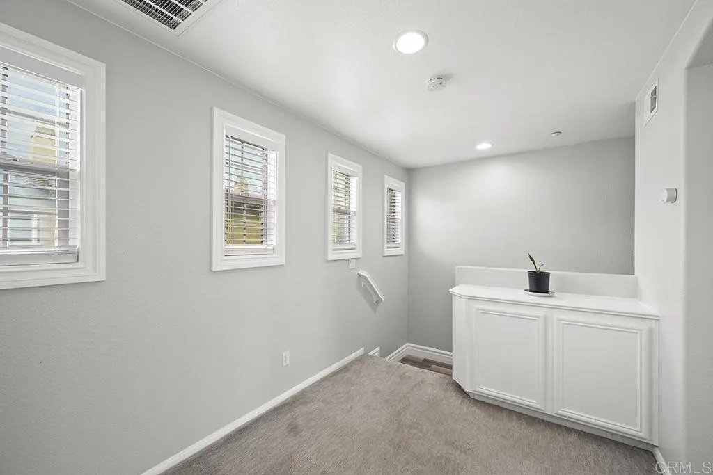 https://cdn.realtyfeed.com/cdn/127/306666060/e145247be2190176a6feae038e8e07d0.webp
