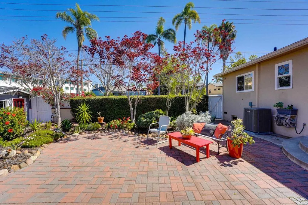 https://cdn.realtyfeed.com/cdn/127/306666061/884622884532a71c0c34c6c1b3b08a7e.webp