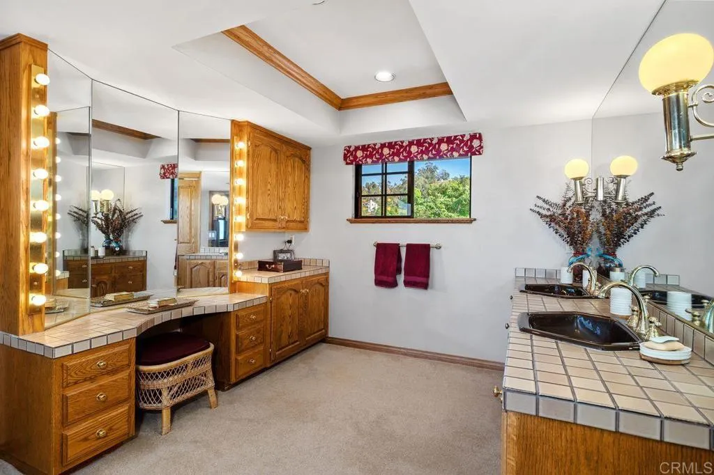 https://cdn.realtyfeed.com/cdn/127/306666130/2731515ae057a5047befe2a5b18e05e5.webp