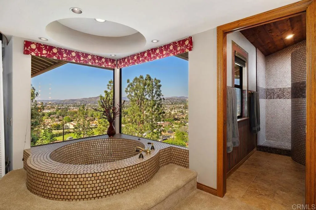 https://cdn.realtyfeed.com/cdn/127/306666130/56963609076b7643009a04ee91f4fe68.webp