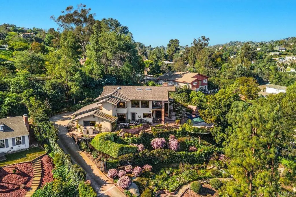 https://cdn.realtyfeed.com/cdn/127/306666130/88ca423b017bcfd30568ee61ef90aa84.webp
