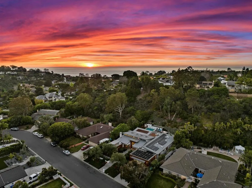 https://cdn.realtyfeed.com/cdn/127/306666206/e202ae0c8fc0c0704ce0d1a29493434e.webp