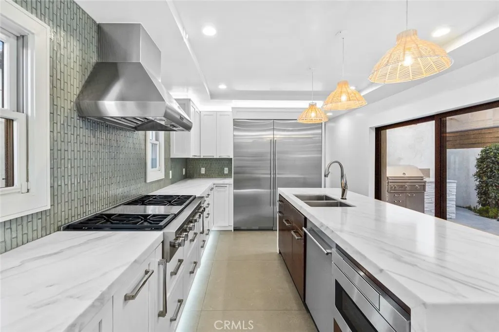 518 Marigold Avenue, Corona del Mar, CA 92625 - Photo 2 of 40, Corona Del Mar, CA