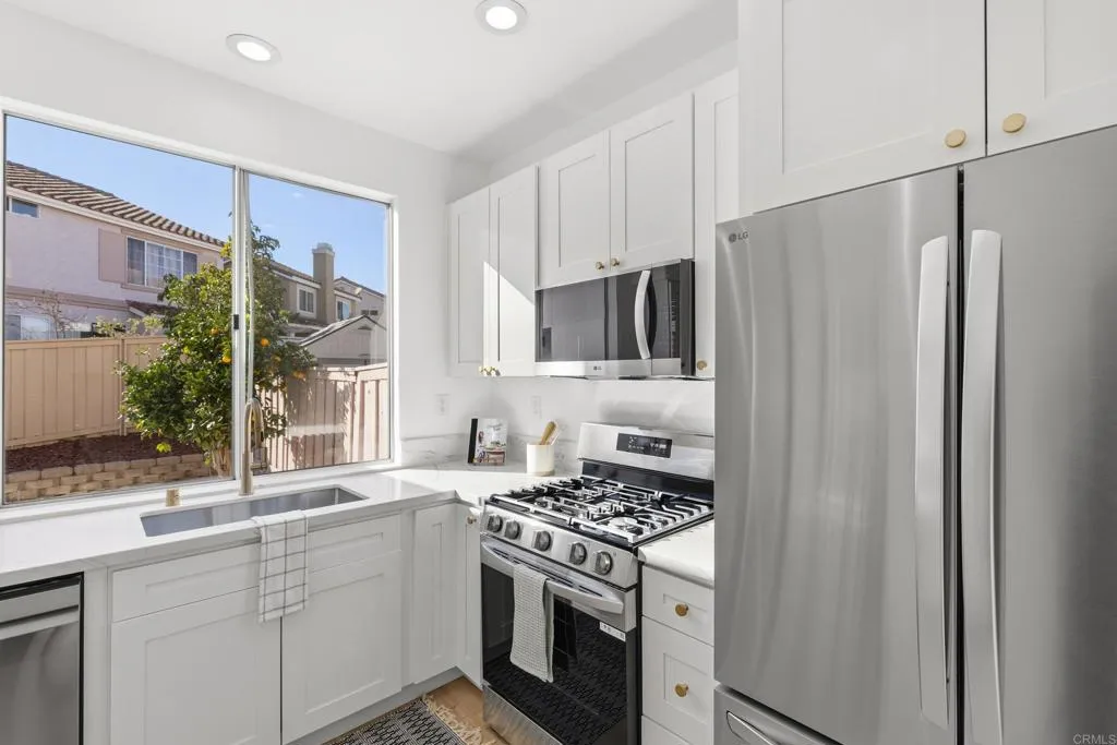 https://cdn.realtyfeed.com/cdn/127/306666288/2c415b7c26c5fa0a37418d5289da1d01.webp
