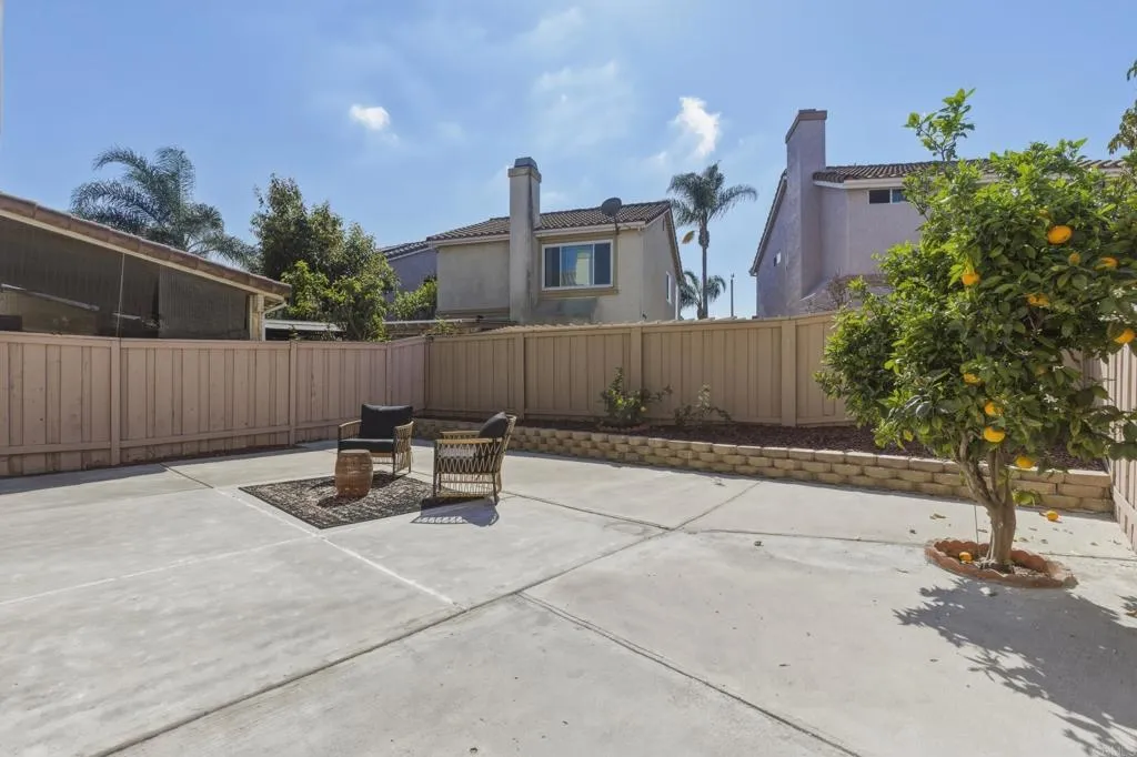 https://cdn.realtyfeed.com/cdn/127/306666288/ebe20d67870058a133cf332200ceefbf.webp