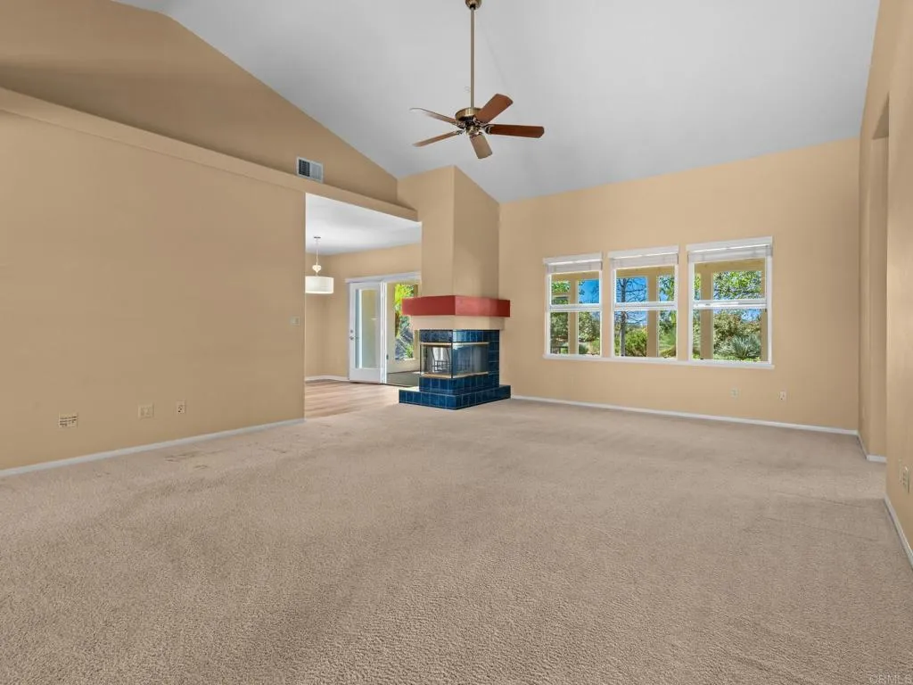 https://cdn.realtyfeed.com/cdn/127/306666329/28201edea0bbb2b6d8545237e3e63a57.webp
