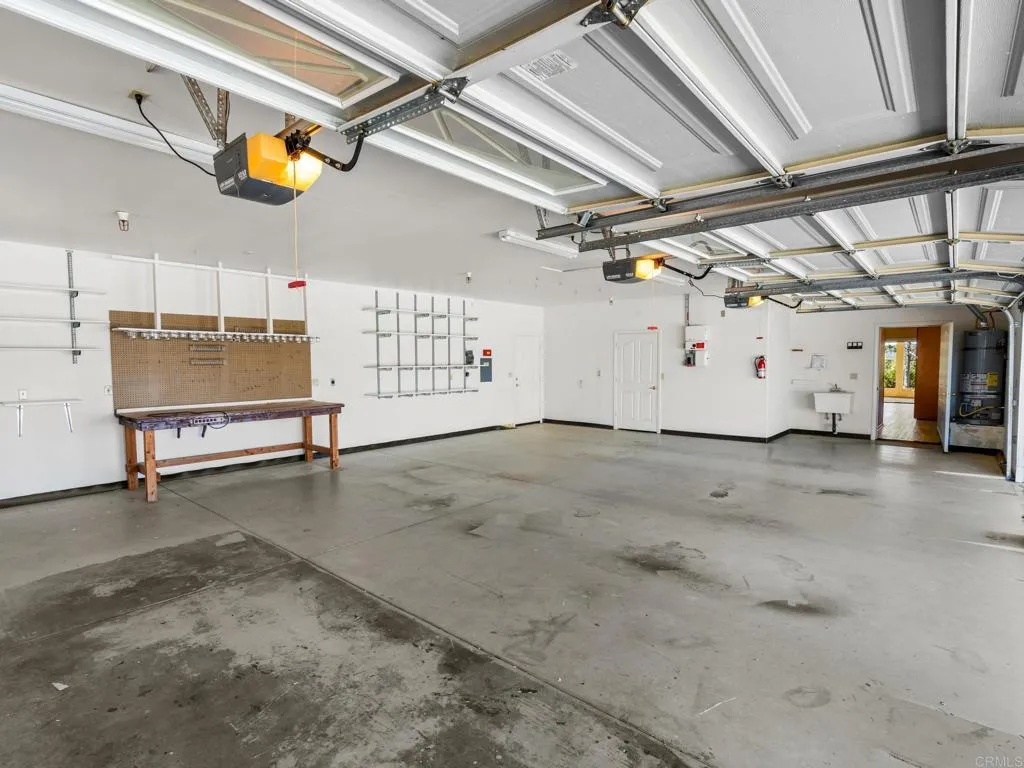 https://cdn.realtyfeed.com/cdn/127/306666329/4caa716c7043d9a10e91ab663a65754a.webp