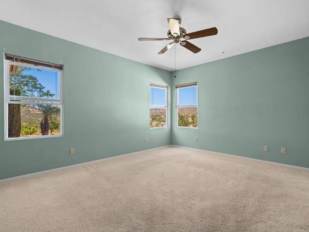 https://cdn.realtyfeed.com/cdn/127/306666329/6d65b014efc36e971c3716aad0a44e0f.webp