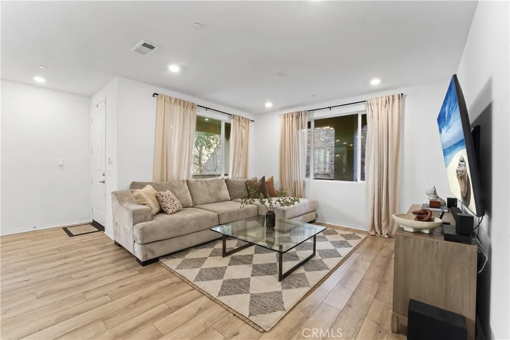 15232 Horizon Street Unit 4, Fontana, CA 92336 - Photo 5 of 22, Fontana, CA
