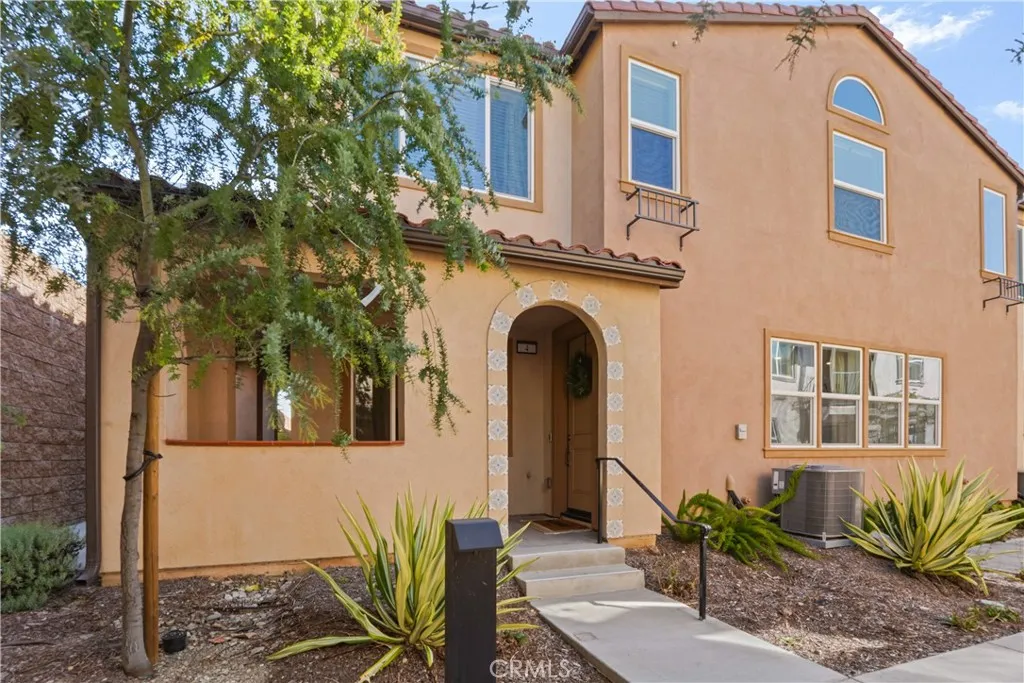 Fontana, CA 92336