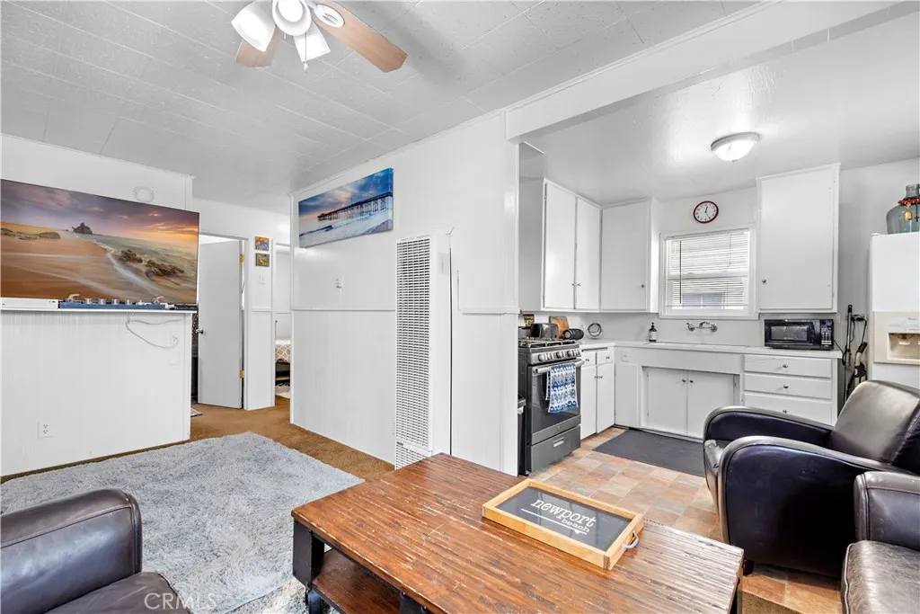 121 30th Street, Newport Beach, CA, 92663