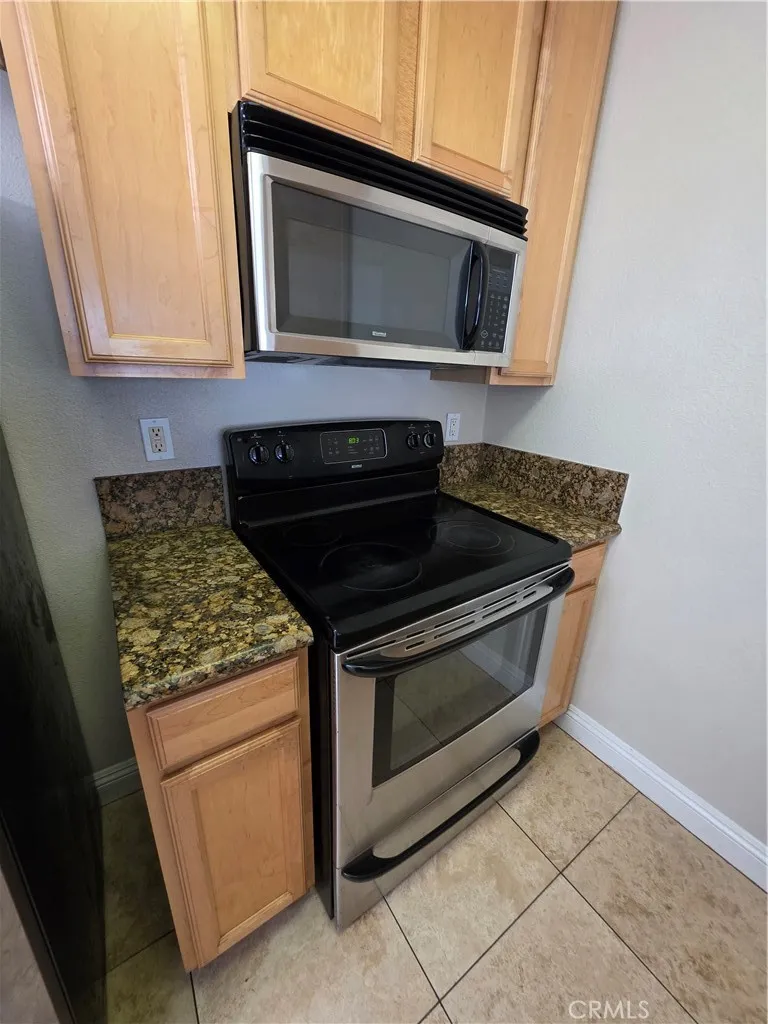 Photo #12: RS26050569 Listing: Photo #12