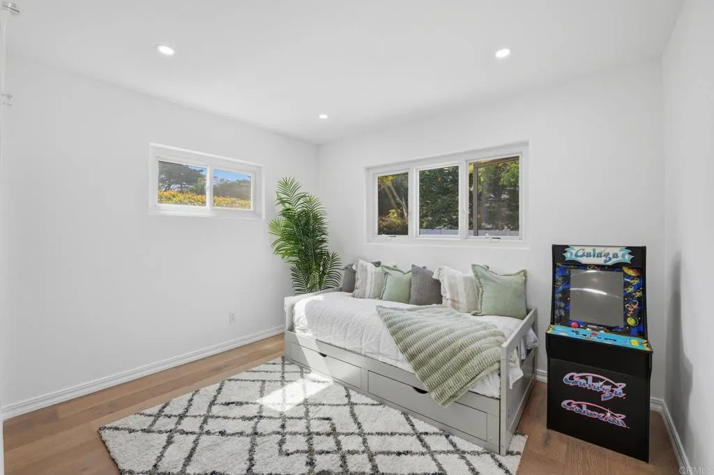 https://cdn.realtyfeed.com/cdn/127/306666514/b5d443f7ef2dc05e41bdcec58204225b.webp