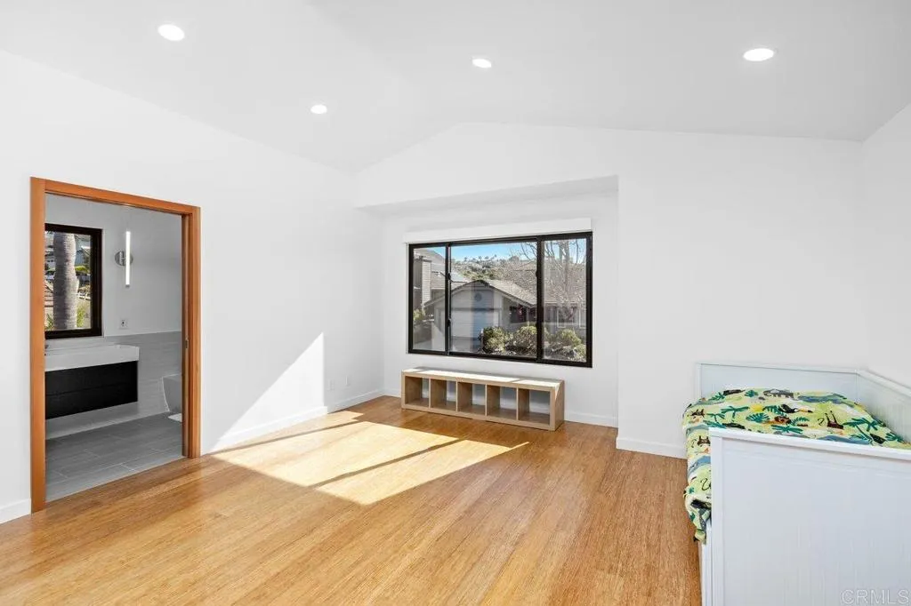 https://cdn.realtyfeed.com/cdn/127/306666533/06eff1eec010b4d2a81699285afc836e.webp