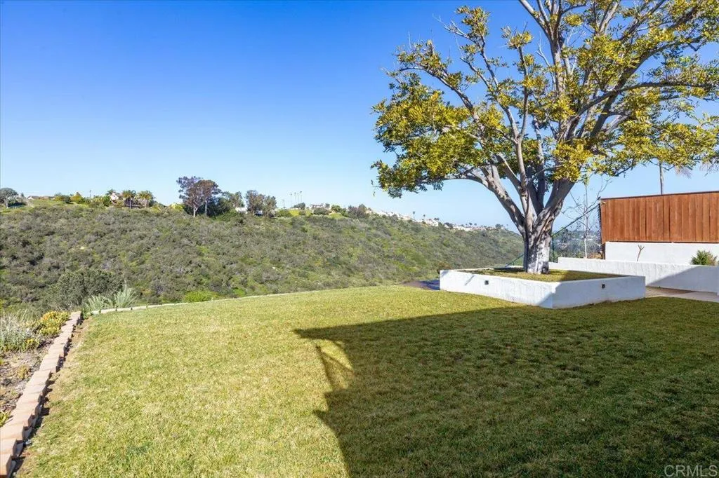 https://cdn.realtyfeed.com/cdn/127/306666533/180ba33274cfadc9f54107f6f06508d2.webp