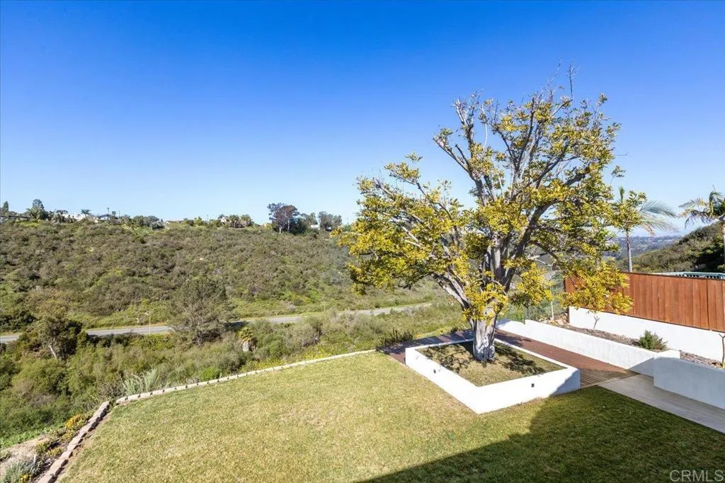 https://cdn.realtyfeed.com/cdn/127/306666533/1b61dc50c10015cfc29602056f80f777.webp