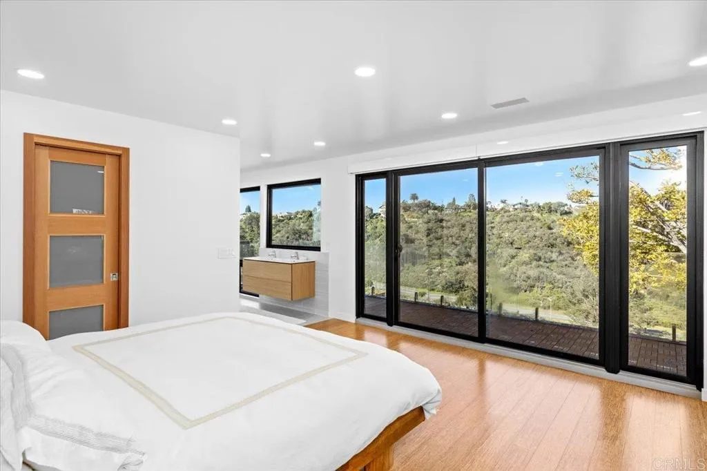 https://cdn.realtyfeed.com/cdn/127/306666533/5e3975d77cd88ebdc008e9a5c8ea7ce1.webp