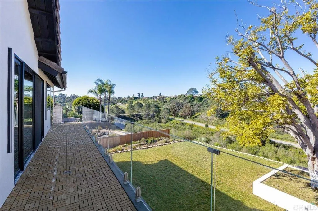 https://cdn.realtyfeed.com/cdn/127/306666533/752a9c8cccd445e37251372cbcc5dbca.webp