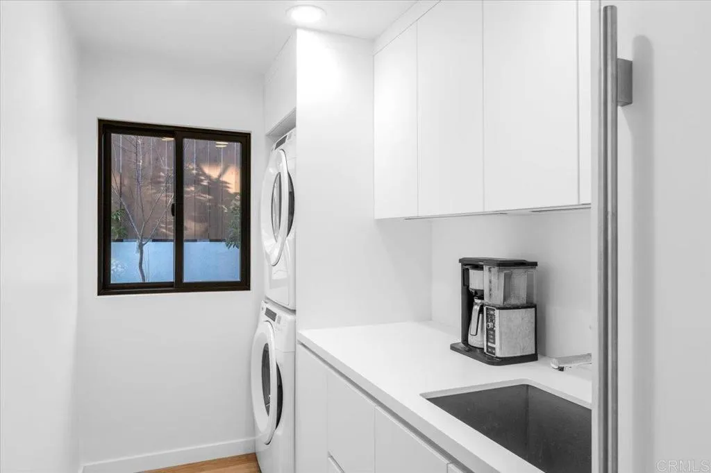 https://cdn.realtyfeed.com/cdn/127/306666533/83b14e30aa3baec39b5ec5a440b52417.webp